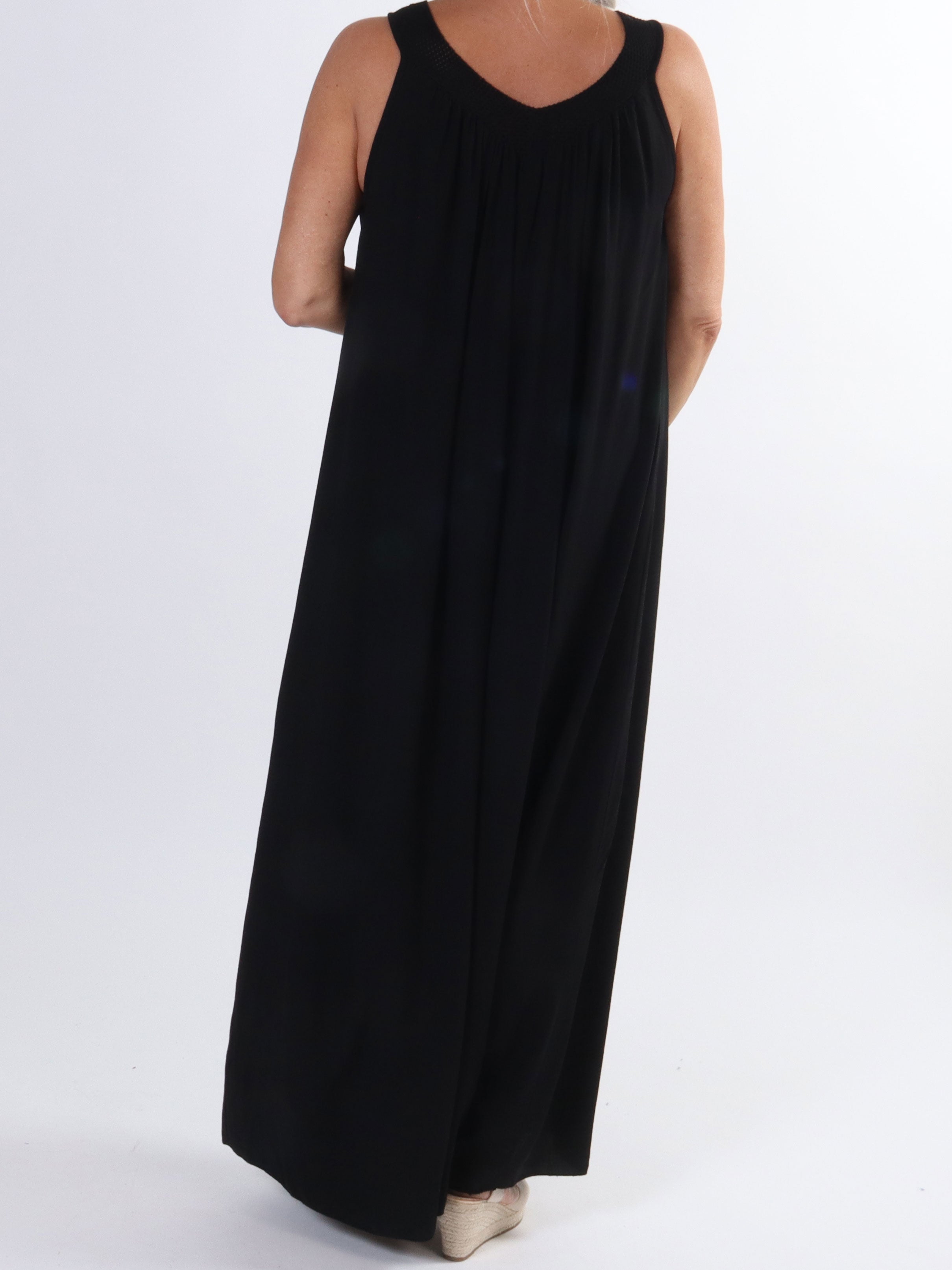 Arizona - Lang plus size sommerkjole med brede stropper